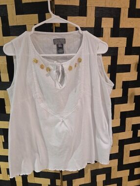 VIDA White Sleeveless Embroidered Tie-Neck Camisole with Yellow Floral Accents
